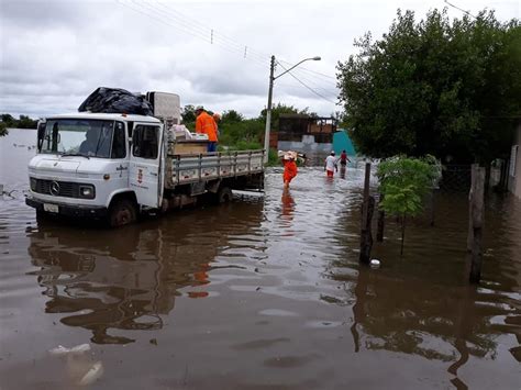 Alegrete Tem Mais De 850 Atingidos Por Enchente Do Rio Ibirapuitã