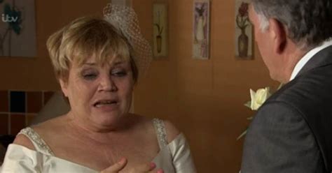 Emmerdale's Brenda Walker dumps Bob Hope – on their wedding day - Daily ...