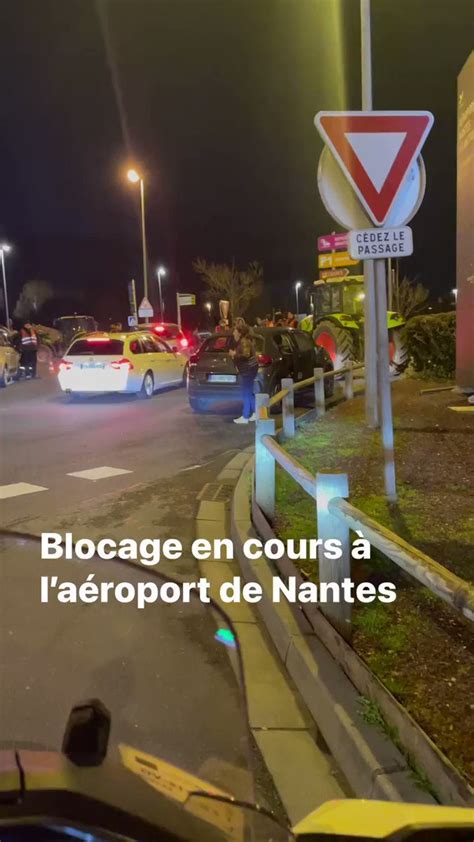 Claudio Tecchio On Twitter Rt Anonymecitoyen Blocage De La Zone