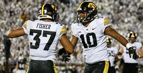 The Impact Iowa Lb Nick Jackson To Return To Iowa In