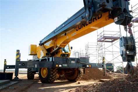 How Is A Truck Crane Able To Lift Heavy Loads Concord Cranes