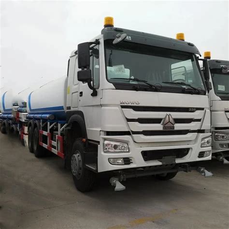 Water Tankers Supply Sinotruk Howo Water Tanker X Liter Water