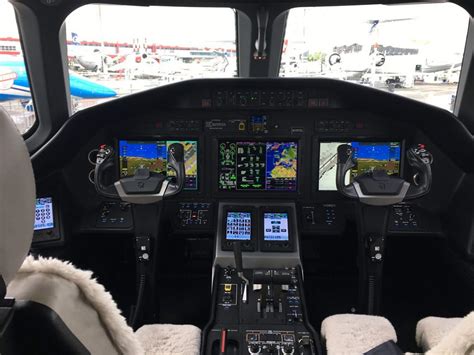 Cessna Citation Longitude Cockpit