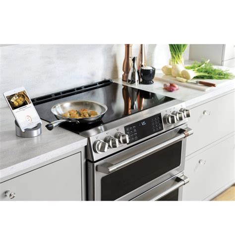 Café™ 30" Smart Slide-In, Front-Control, Induction and Convection Range ...