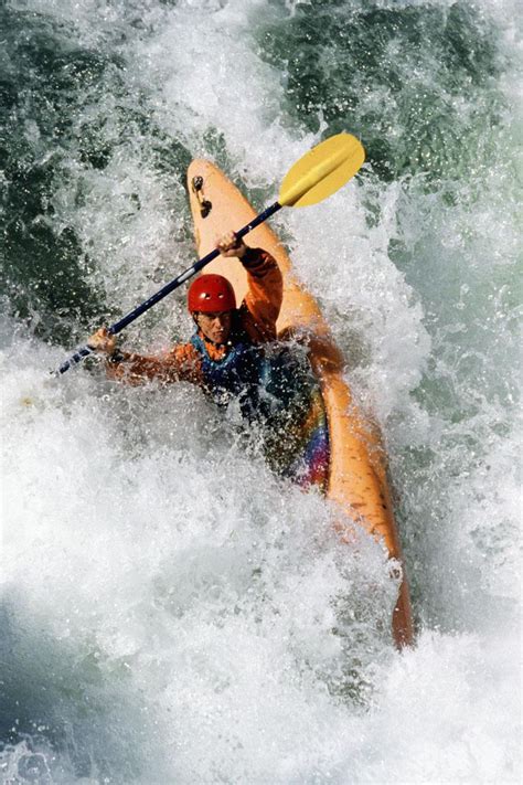 The Health and Fitness Factors involved in Kayaking