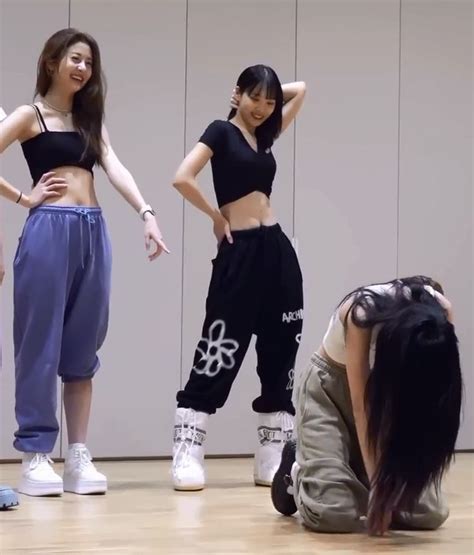 Kpop Dance Practice Outfits Dance Dreams Dancing Aesthetic Workout