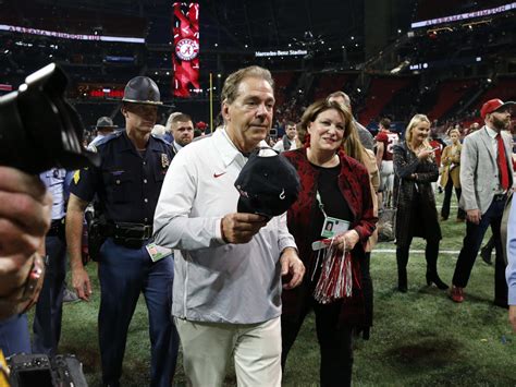 WATCH: Mrs. Terry Saban gives the secret to a long marriage