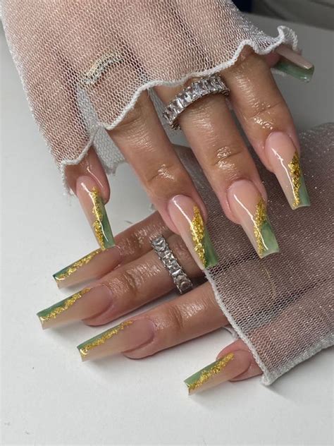 17 Stunning Acrylic Coffin Nail Design Ideas