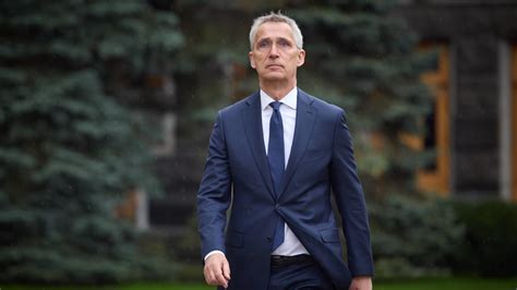 Tensione Russia Nato Il Segretario Jens Stoltenberg Ritratta Sulluso