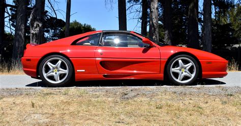 Review: An F355 GTS Is A Perfect First Ferrari Experience