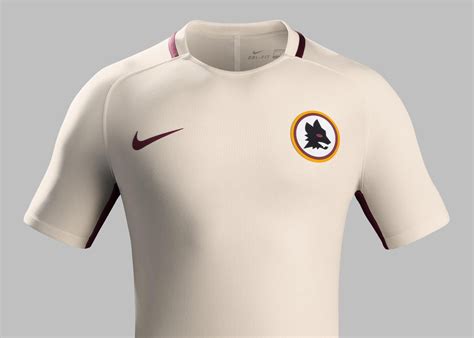 AS Roma 2016-17 Away Kit