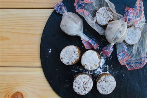 Polvorones La Ricetta Del Dolce Tipico Del Natale Spagnolo