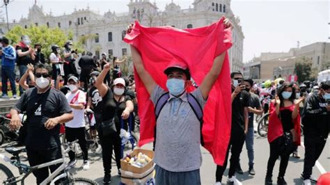 Renuncia Manuel Merino Las Imágenes De La Marcha Nacional Que Culminó