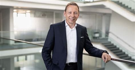 Martin Fischer L St Patrick Koller Als Ceo Bei Forvia Ab