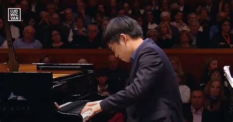 18 Year Old Canadian Kevin Chen Wins First Prize At The Rubinstein