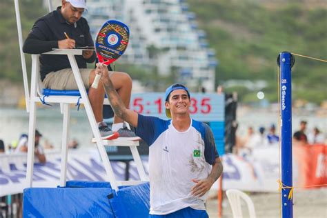 Aos Anos Atleta De Campinas Conquista Ouro In Dito Para Beach