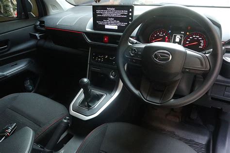 Gambar Daihatsu Xenia 2025 Cek Interior Eksterior Warna Zigwheels