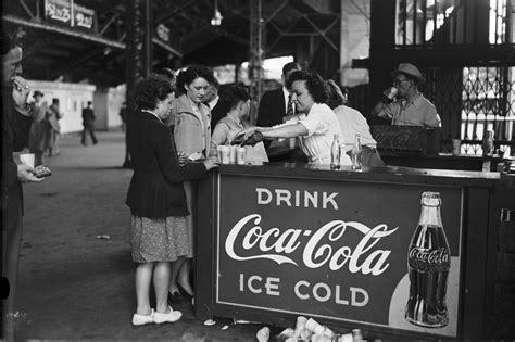 Sabor Ganador Promesa Logos De Coca Cola A Traves Del Tiempo Barril