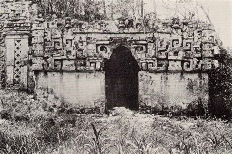 Chenes Style Monster Mouth Temples Maya Ruins Of Hochob