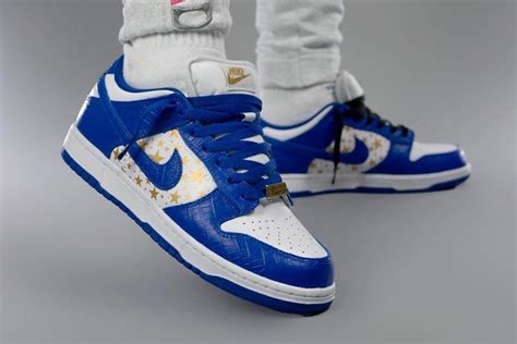 On-Foot Look: The Supreme x Nike SB Dunk Low ‘Hyper Blue’ - Industry News