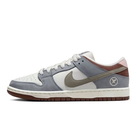 Chaussure Yuto Horigome X Nike SB Dunk Low Grey White Pas Cher