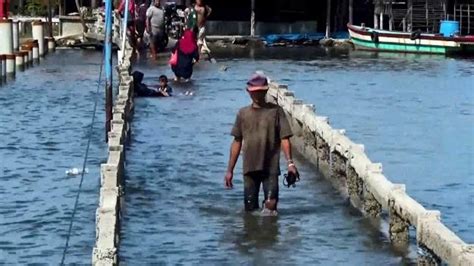 BMKG Waspada Banjir Rob Landa Pesisir Lampung Hingga Awal Juni 2022