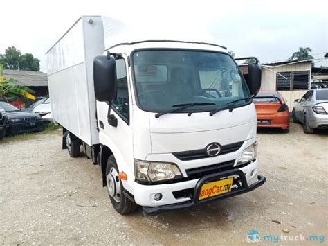 2018 Hino Hino XZU600R 4.0cc HKMLJ3-UBS 4800KG 4,800kg in Selangor ...