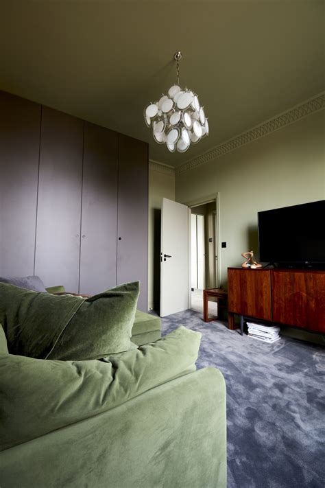 Hackney Townhouse | Ad Locations : Ad Locations