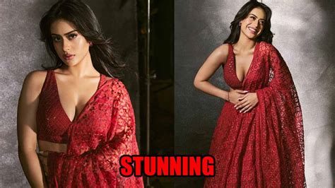 Nysa Devgan Looks Spicy Red Hot In Plunging Neckline Red Lehenga Set