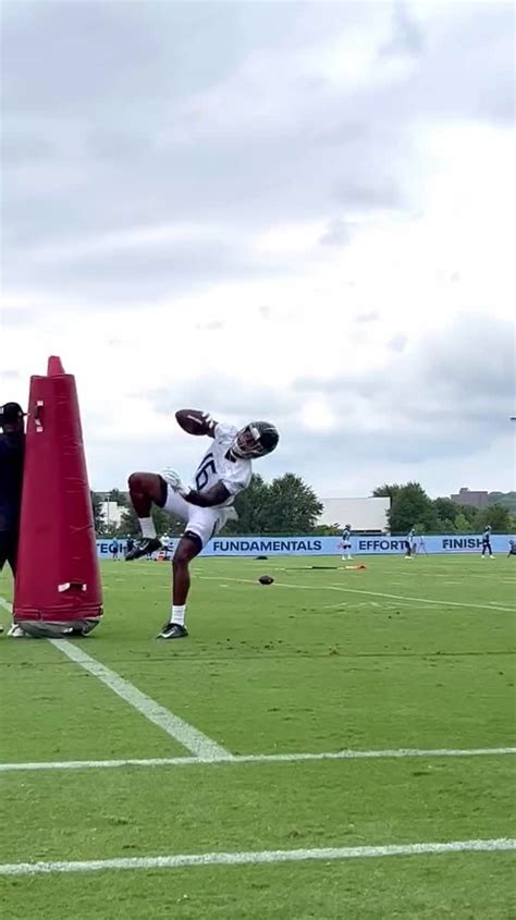 Treylon Burks Returns To Practice Makes Amazing Catch Just 12 Days