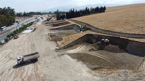 Hatay Kırıkhan a kalıcı konutlar için ilk kazma vuruldu