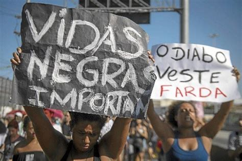 Origem do combate ao racismo é tema de pesquisa lançada em livro