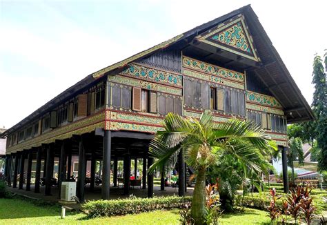 Filosofi Rumah Krong Bade Rumoh Adat Orang Aceh