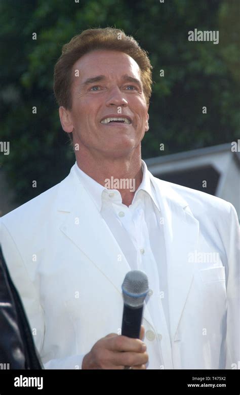 Los Angeles Ca June 30 2003 Actor Arnold Schwarzenegger At The World Premiere Of His New