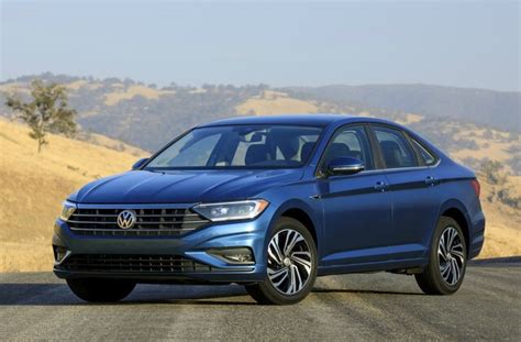 2019 Volkswagen Jetta Vs 2019 Volkswagen Passat Head To Head U S News