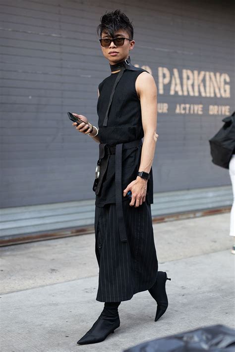 14 Of The Best Androgynous Street Style Looks From Mens Fashion Week