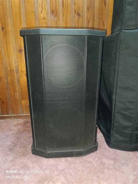 Bose F1 Model 812 Array Loudspeaker And F1 Subwoofer Stereo