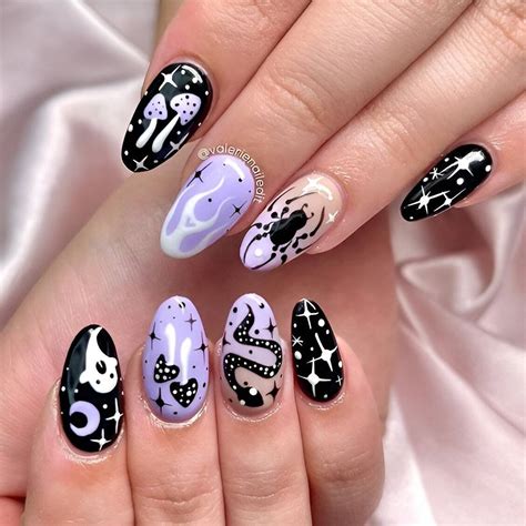 30 Simple Yet Pretty Short Halloween Nails For Spooky Season