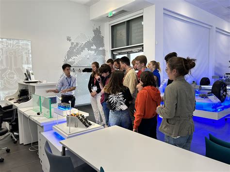 Real-World Experiences in Education: Boosting Student Skills and