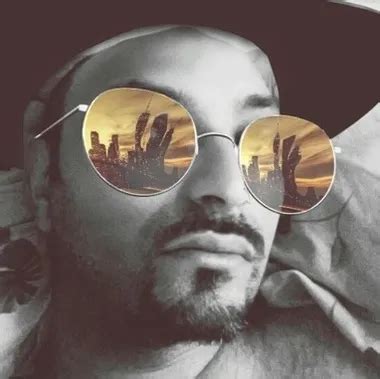 Hübsche deutsche Latina nutte fickt ohne kondom mit User xHamster