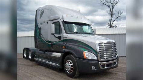 Custom Freightliner Cascadia