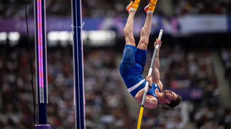 Pole Vaulter Anthony Ammirati’s Manhood Knocks Him Out Of Olympics Necn