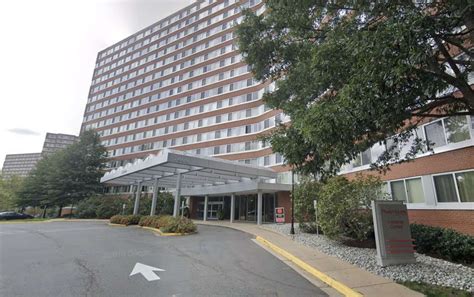 Police Partially Naked Man Tased After Being Unfazed By Pepper Spray ARLnow