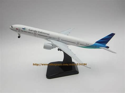 19cm Airplane Model Air Garuda Indonesia Airlines B777 300er Boeing 777