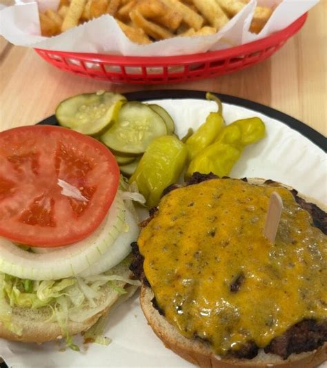 Who Serves The Best Burger In Michigan