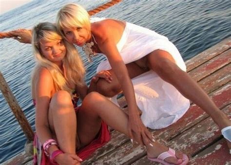 Russian Amateur Milfs Threesome 1 100 Porn Pic