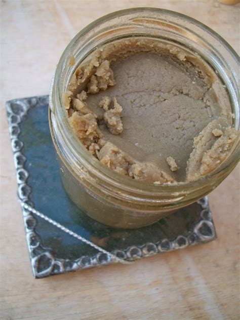 Brooke Bakes Homemade Sunflower Seed Butter