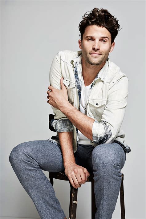 Brand Model and Talent | Tom Schwartz Classic Men