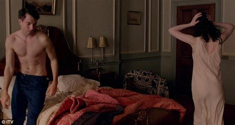 Downton Abbey S Sex Mad Lady Mary Is Carrying The Entire Show By Jim Shelley Daily Mail Online