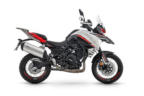 Las Benelli TRK 702 y TRX 702 X ya están aquí actitud salvaje desde 8